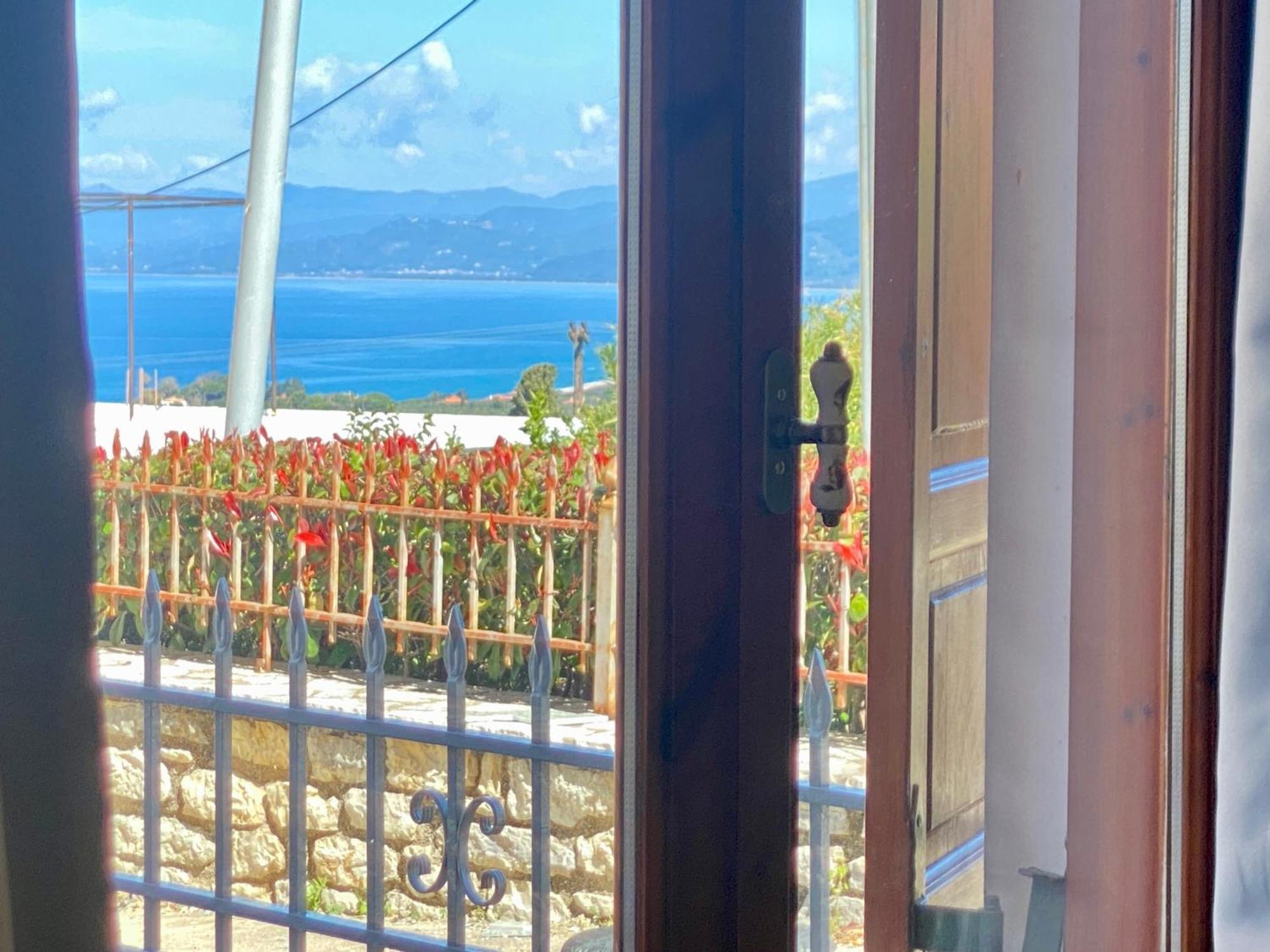 Panoraias Luxury Suite Kyparissía Eksteriør bilde